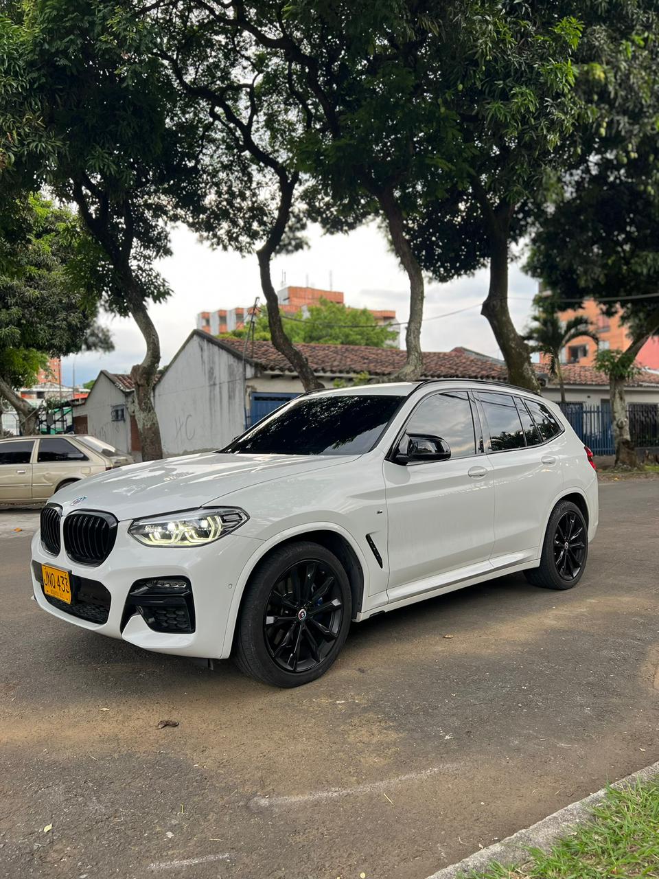 1c1f3717-4482-4f76-a35c-10b371100a4d